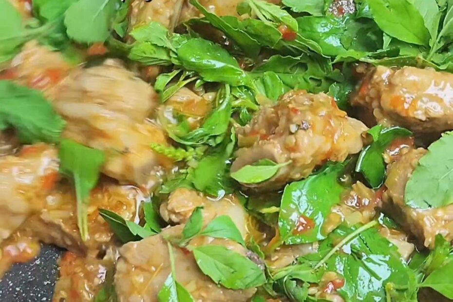 ผัดเผ็ดซี่โครงหมู